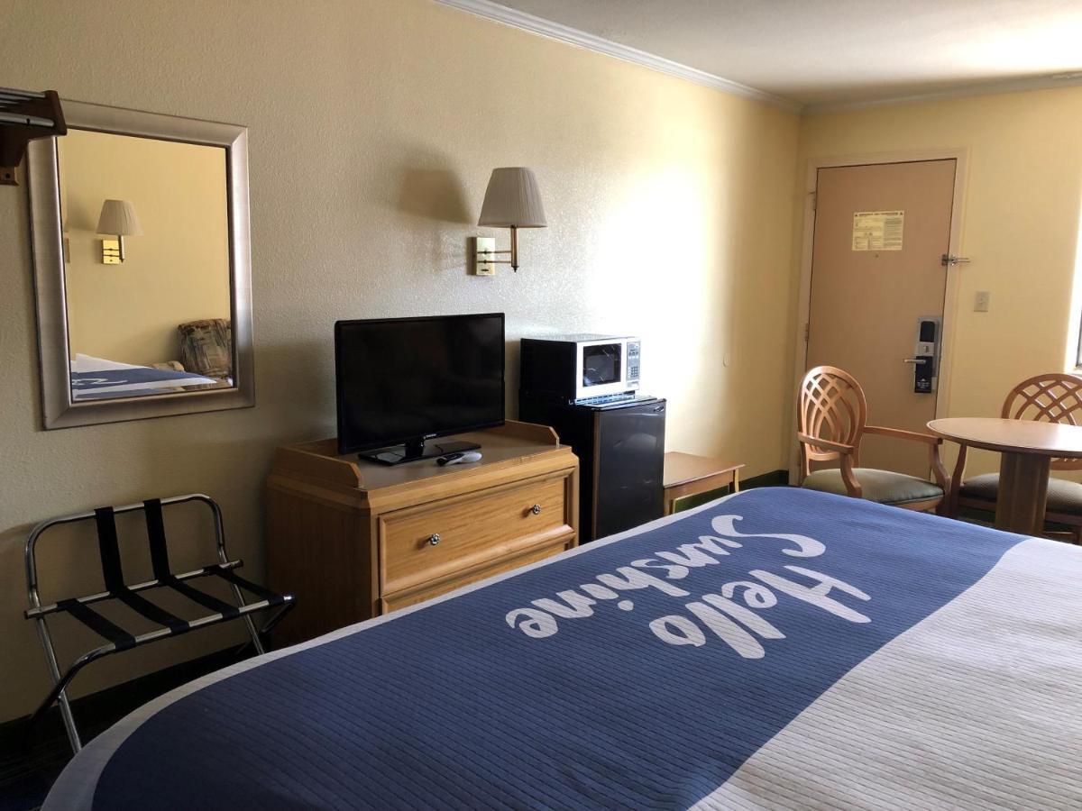 Days Inn By Wyndham Alamogordo White Sands Exterior foto