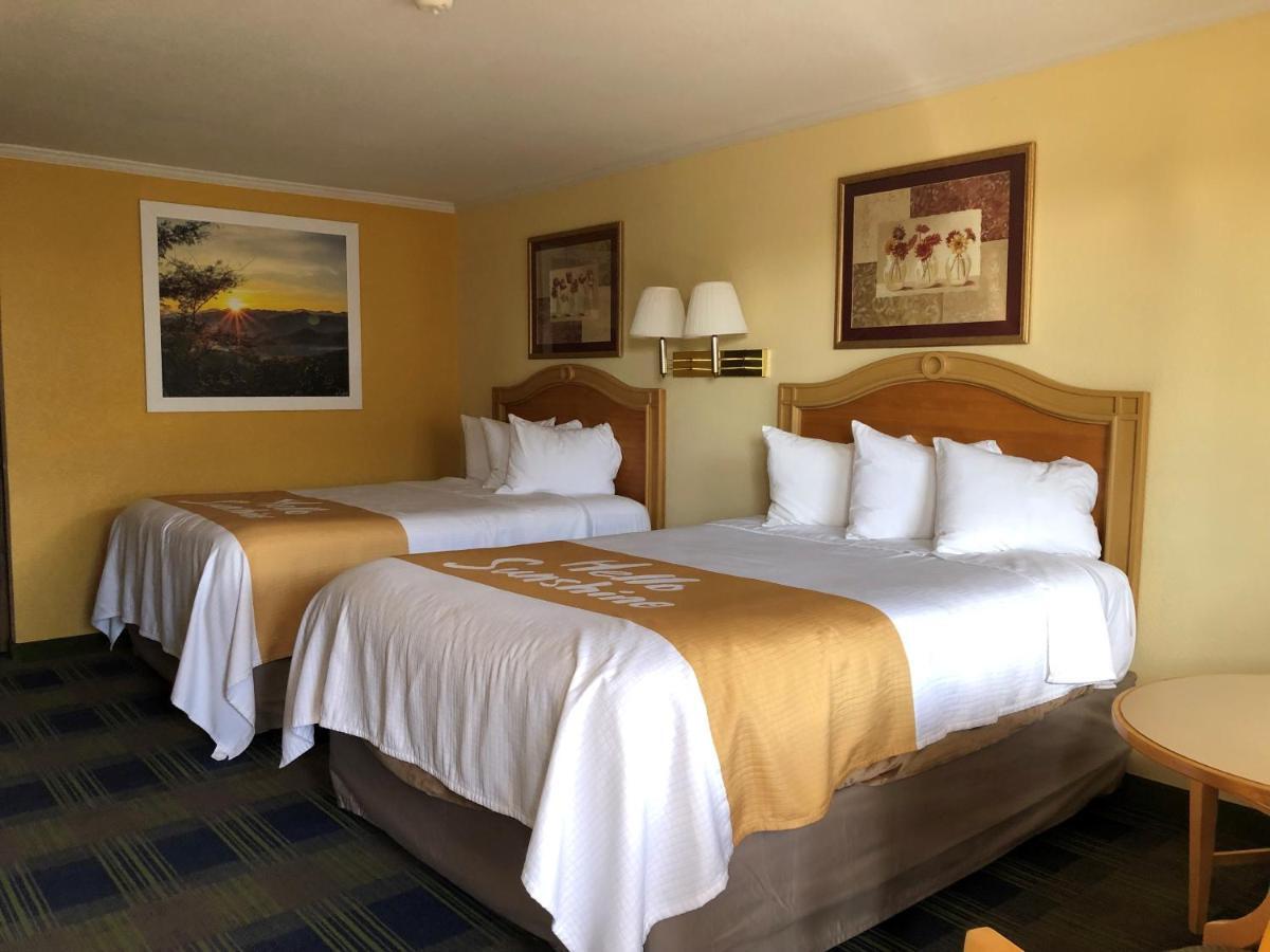 Days Inn By Wyndham Alamogordo White Sands Exterior foto